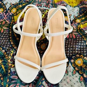 NWOT Forever 21 White Heels